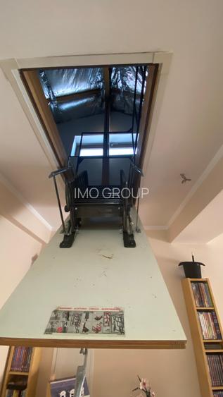 Se vinde URGENT Vila 6 camere Otopeni zona 23 August - 18