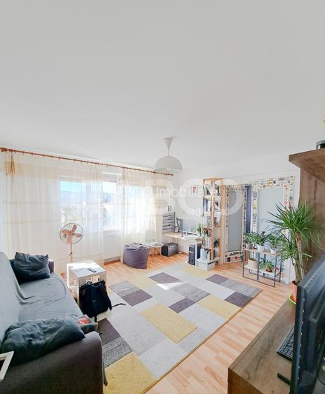 De vanzare apartament cu 2 camere in cartierul Plopilor langa BT Arena - 2