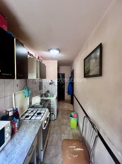 Apartament 1 camera, 40 mp , etajul 1 - zona Steaua - 4