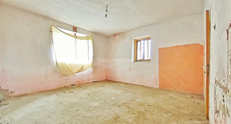 Casă cu potențial, teren generos de 1.440 mp – Secusigiu, Arad - 10