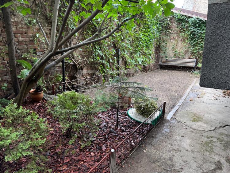 Eleganta interbelica reinventata –4 camere 141 mp  Sector 1 - 17