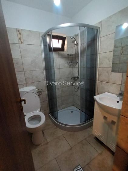 Vanzare proprietate cu doua case si intrari separate curte Giulesti - 22