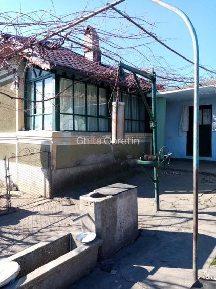 Vând casă în sat Crăciunei, comuna Radomirești, județul Olt - 4
