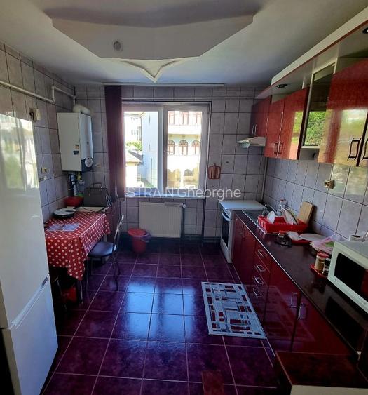 Vanzare apartament 3 camere, Resita, Moroasa 1 - 7