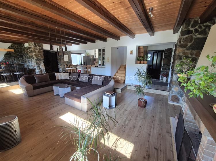 CASA 3 dormitoare, stil rustic-contemporan utilată complet, comision 0 - 14