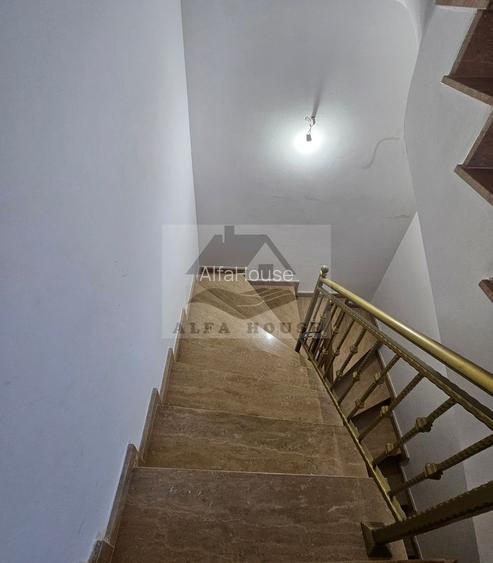 Casă individuala cu 5 camere, 270 mp, Tractorul - zona Coresi - 28