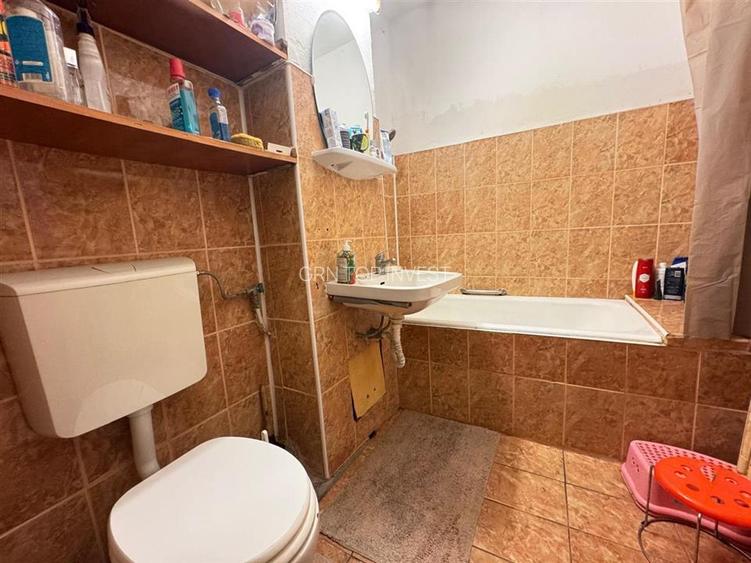 Apartament decomandat 3 camere 2 balcoane zona Ciresica - 9