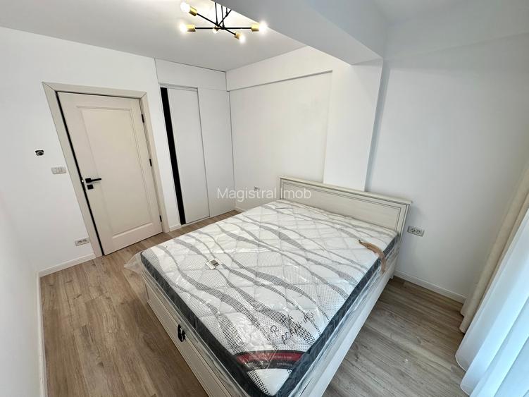 Apartament 3 camere D 2 bai  Curte 41mp  Capat Pacurari - 12