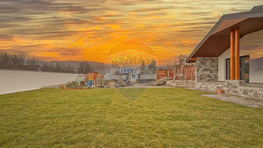 Comision 0 %! Casă cu 4 camere de vânzare în zona Stupini! - 23