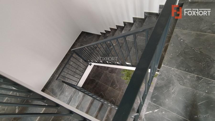 Apartament 3 camere, Zona Freidorf - Scara interioara, terasa 21 mp - 23