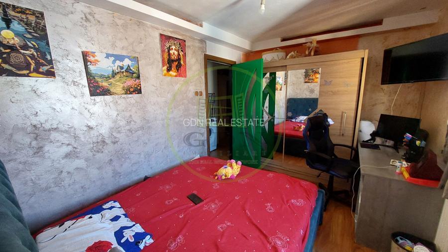 Apartament doua camere decomandat, 57 mp, Craiovita, zona Scoala Elena Farago - 2