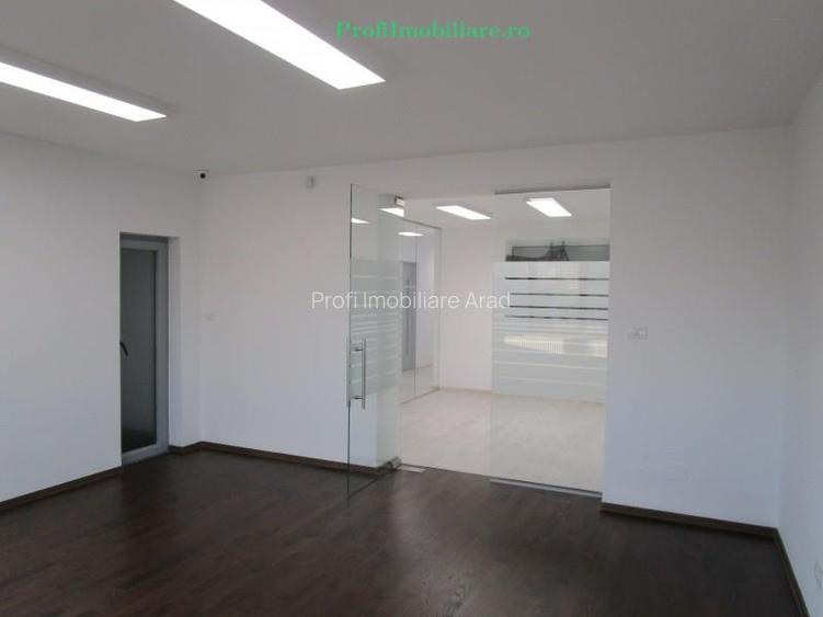 Spatiu-Apartament 6 camere, 158 mp, Micalaca zona 300, acces separat - 12