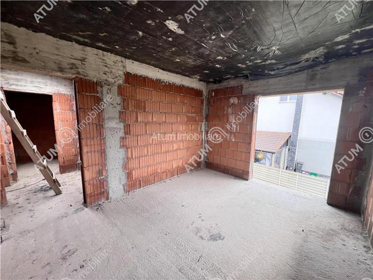 Casa cu 4 camere 2 bai si teren de 230 mp Selimbar - 21