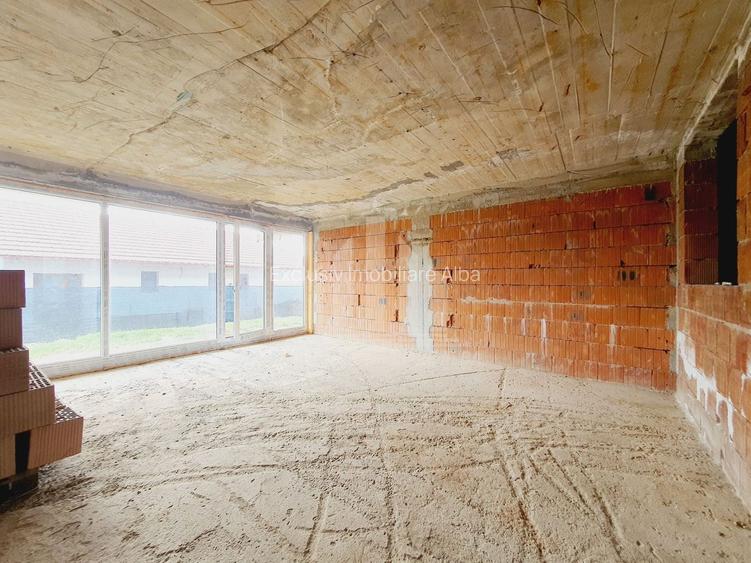 Proiect rezidential | 5 case insiruite | 960 mp | 1100mp teren | Sebes - 8