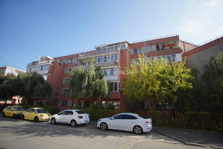 Drumul Taberei Brancusi Garsoniera la cheie 44mp etaj 1  Parcare ADP - 12