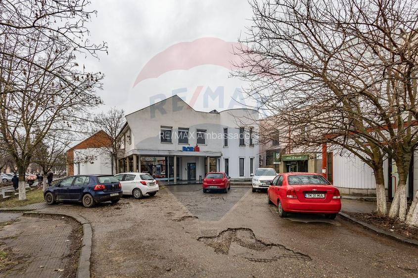 Spațiu comercial ultracentral în Jimbolia – 1.048 mp utili - 3