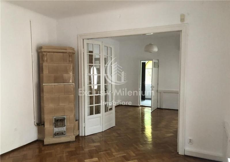 Domenii - Arcul de Triumf /Casin Spatiu Birouri la Vila/Casa +Curte si Garaj