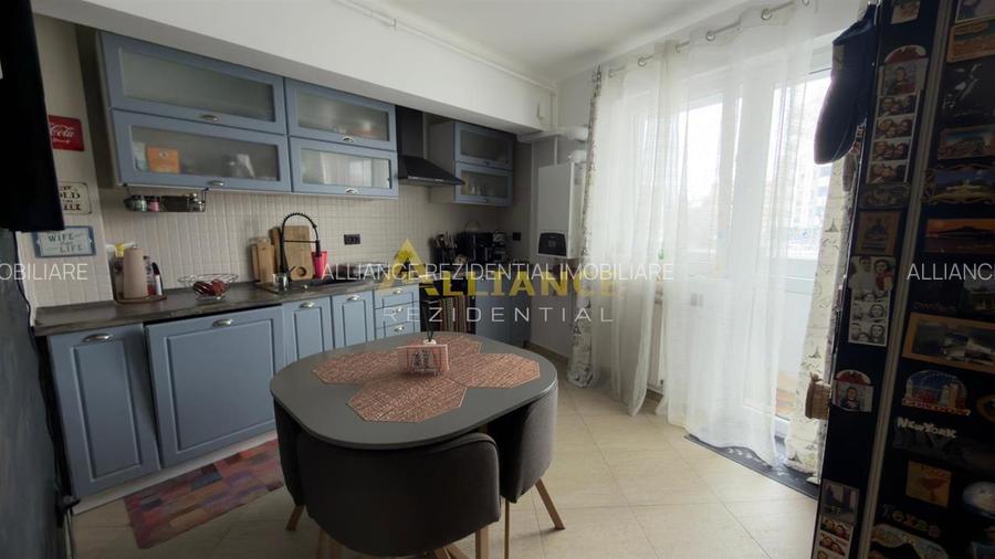 APARTAMENT 3 CAMERE AUREL  PERSU - 13