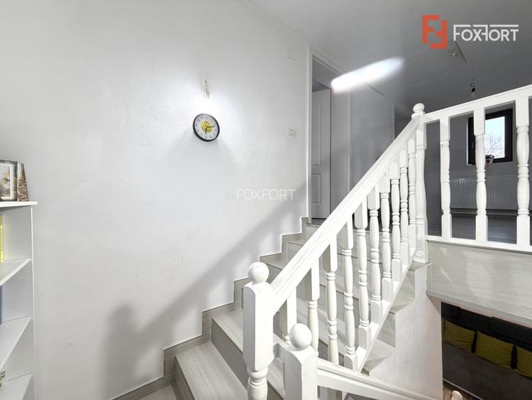 COMISION 0% Duplex despartit prin garaj, 5 camere, teren 660 mp in Sanandrei - 9