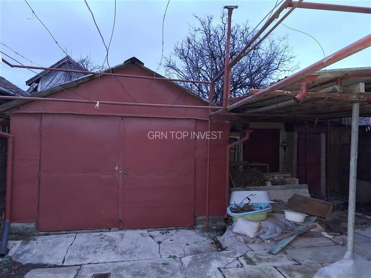 Casa 4 camere pivnita curte individuala Zona Lazaret - 18