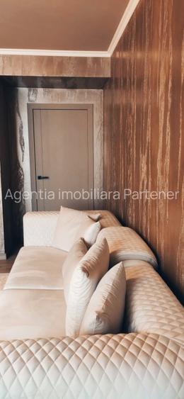 Penthouse Pitesti UltraCentral , mobilat / utilat Premium + Garaj ! - 6