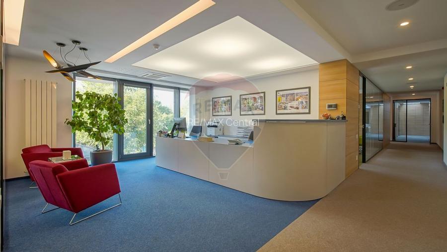 Birou Premium cu Terasă Exclusivă 230 mp – Neorama, 13 Decembrie - 28