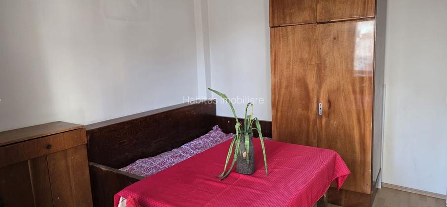 Apartament 2 camere decomandate,  etajul 2, str Aurel Vlaicu Marasti - 11