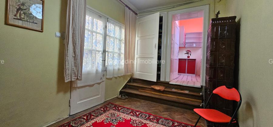 Apartament 3 camere cu  2 unități locative, str Postavarului, vedere Tampa - 8