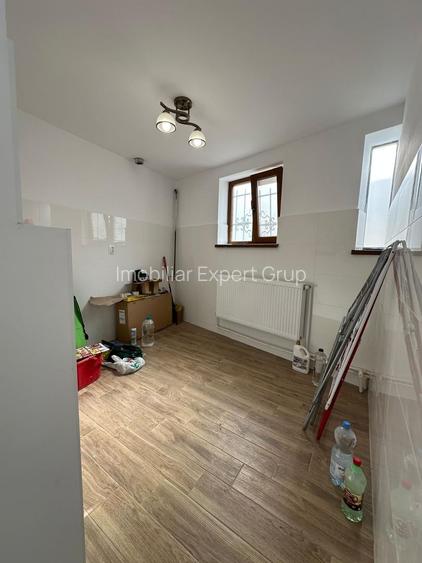 Casa D+P 120 mp curte 40 m - 12