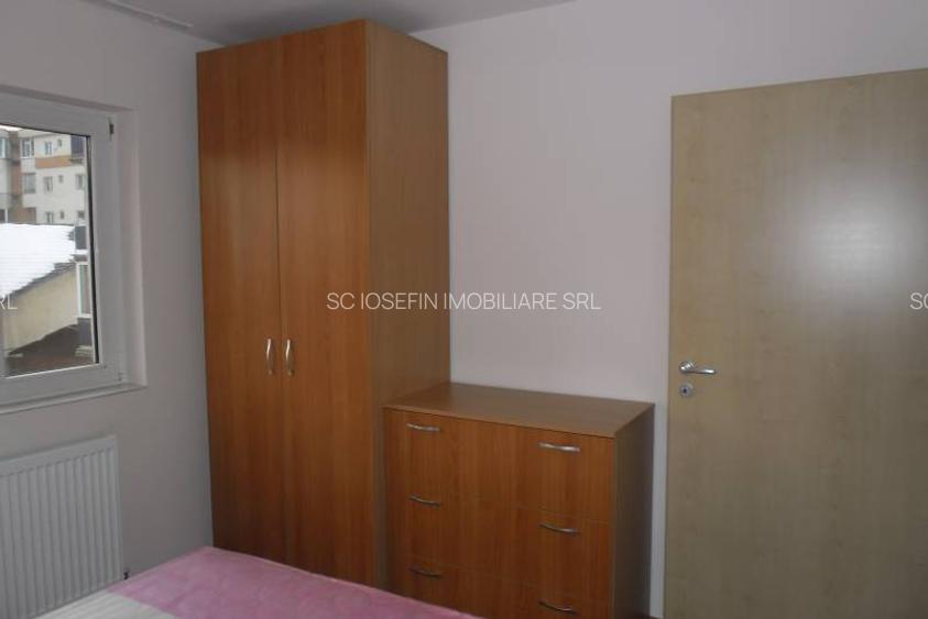 Complexul Studentesc,  apartament decomandat - 9