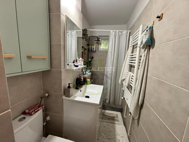 Apartament 3 camere, 53 mp, cartier Craiovita Noua, zona Hotel Bacolux - 8