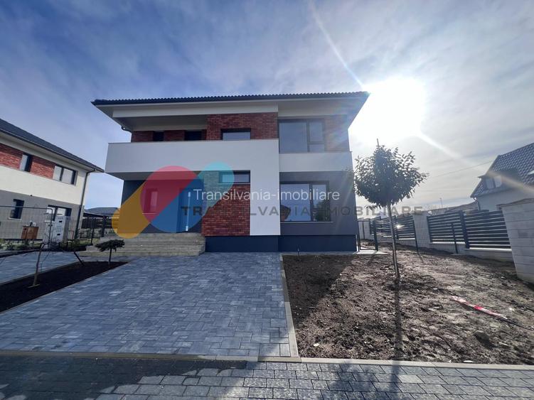 Casa individuala 120mp , teren 405mp-Dezmir - 2