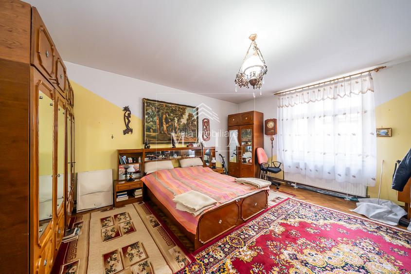 Casa 7 camere, 240 mp, garaj, pivnita, parcul Sub Arini - 4