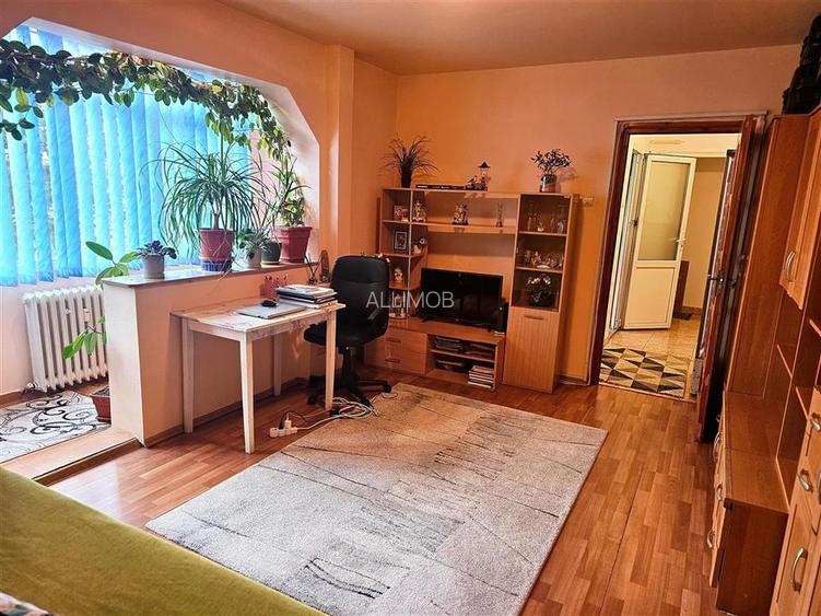 Apartament 2 camere semidecomandat cf 1, in Ploiesti - 4