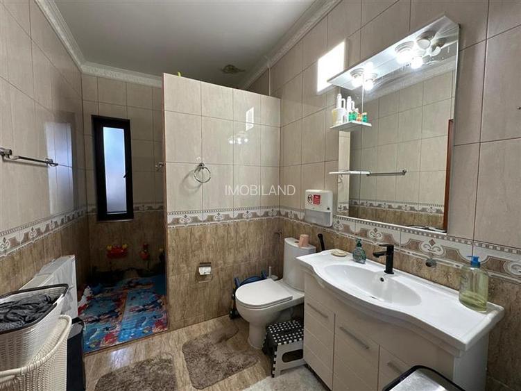 Casa individuala cu teren de 700 mp, cu garaj, langa Muzeul Apei, in Floresti - 11