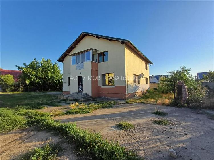 5 camere - 3 bai - 200 mp utili - teren 920 mp - Domnesti - Craitei - 13