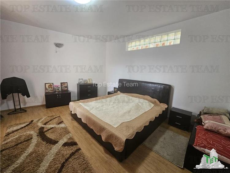 Casa 7 camere, foarte frumoasa si spatioasa - zona Km 4- 5, Constanta - 22