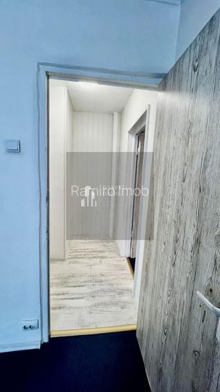Apartament 3 camere bloc 1982 etaj 2 - Piata Sudului Sector 4 - 6