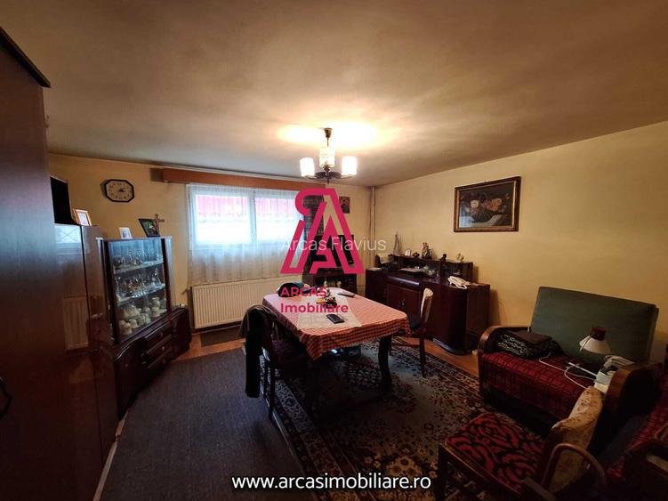 Casa de vanzare 7 camere, teren 1000 mp Sub Arini! - 9