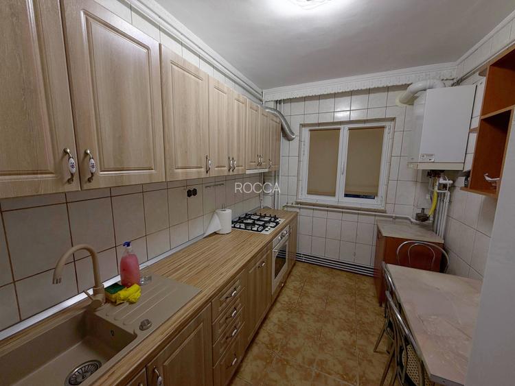 Apartament de 2 camere decomandat , spatios si cu centrala proprie- zona Dristor - 6