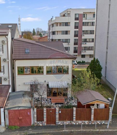 Casă / Vilă cu 6 camere de vânzare - Oraselul Copiilor - 2