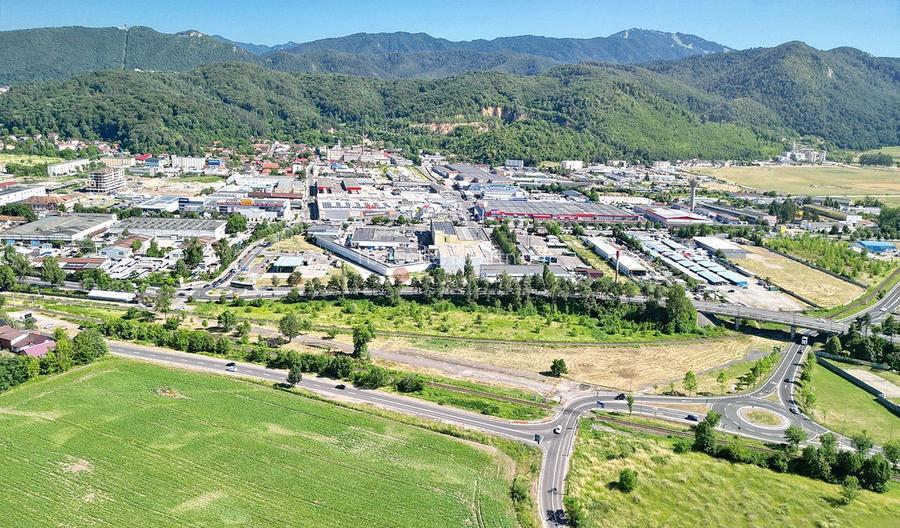 Teren intravilan cu PUZ - 13