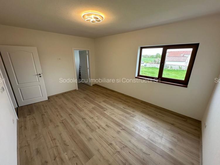 Duplex cu camera pe parter - 21