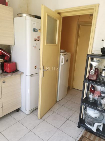 Apartament 73mp cu 3 camere decomandat, 1 Mai vizavi de Spitalul Nr 1 , Insula. - 6