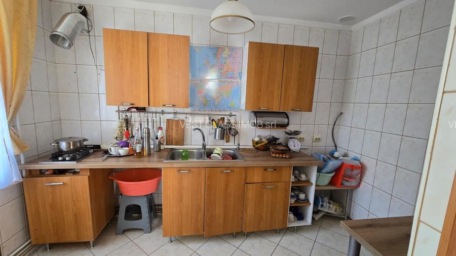 Drumul Taberei - Brancusi , casa P+1 - 7