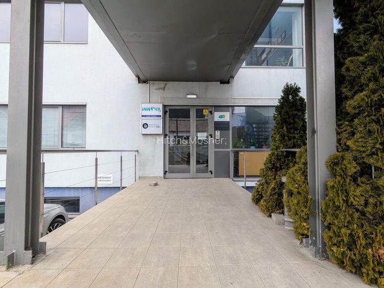 Cladire mixta de birouri si spatii comerciale - Comision 0% - 3