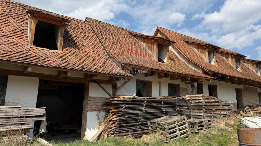 Casă autentică în Alma Vii – restaurare începută, potențial nelimitat - 2