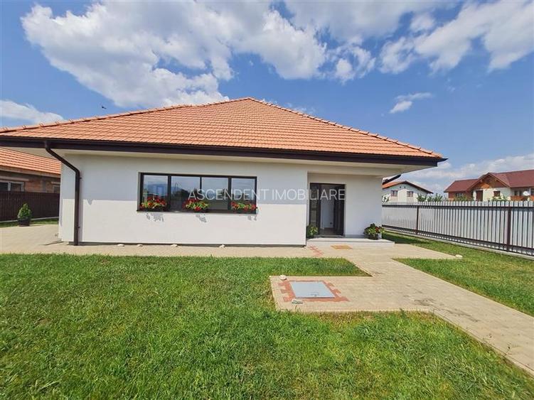 In stil mediteranean, curte proprie, 4 camere, terasa, pod mansardabil, Harman, - 23