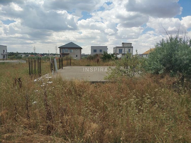 Teren cu fundatie si proiect pe malul lacului - 2