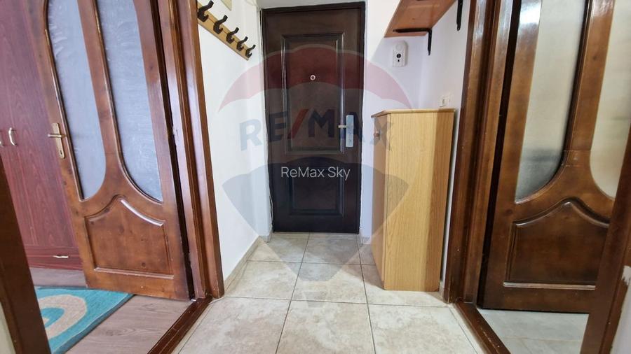 Garsonieră decomandată de închiriat, pe strada Prof. Ioan Rus - 3